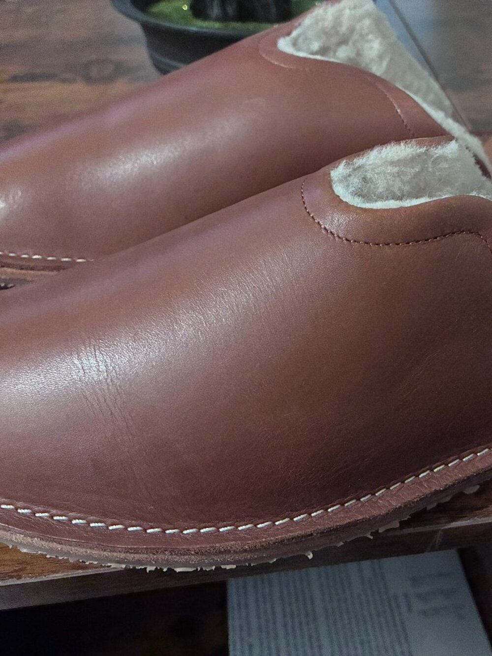 WP Standard Mr. Grumpy Sheepskin Slippers New w/Box - Tan & Black